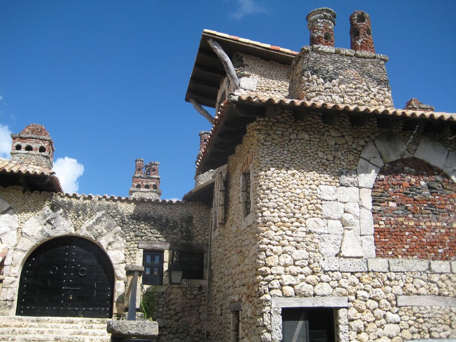 Altos de Chavon: arte, historia y bodas de ensueno